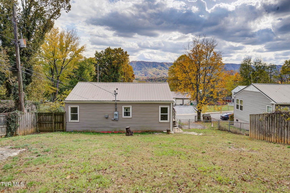 Photo #29: 2012 Woodbine Street