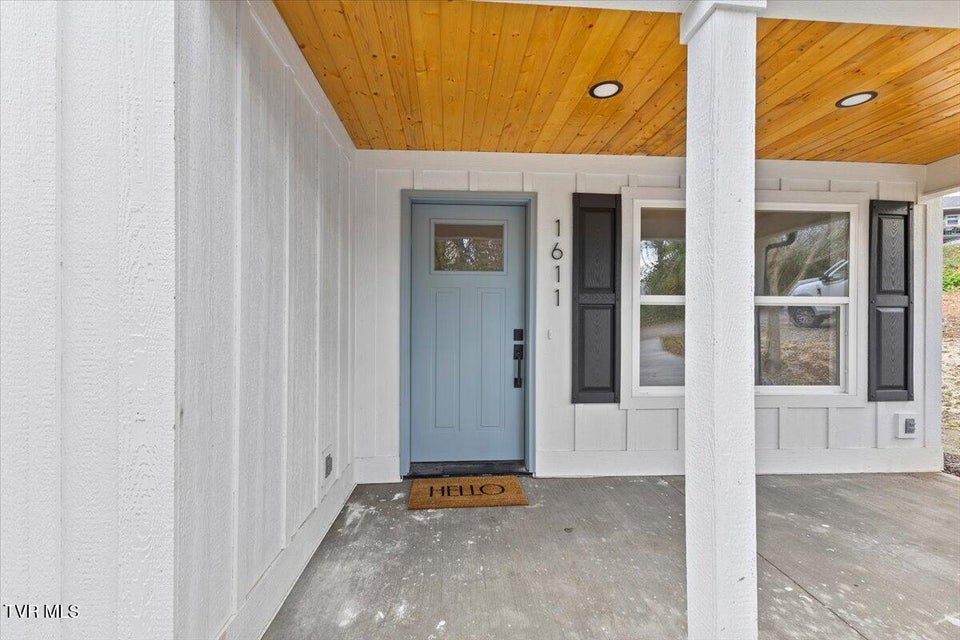 Photo #6: 1611 Carter Avenue