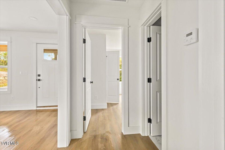 Photo #19: 1611 Carter Avenue