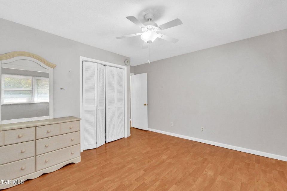 Photo #14: 126 Milligan View Road