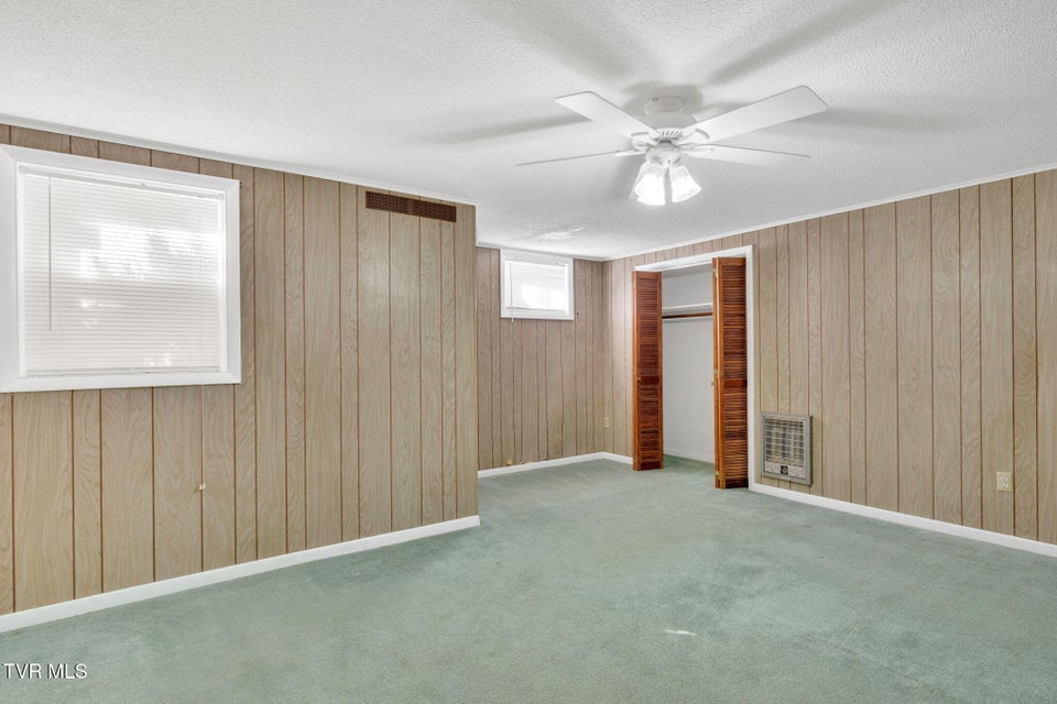 Photo #24: 126 Milligan View Road