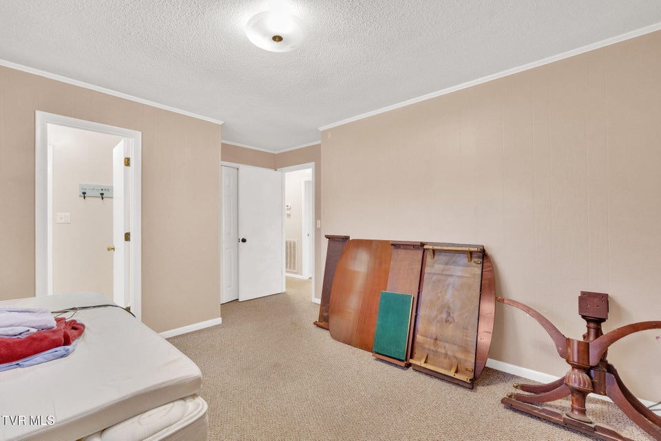 Photo #17: 126 Milligan View Road