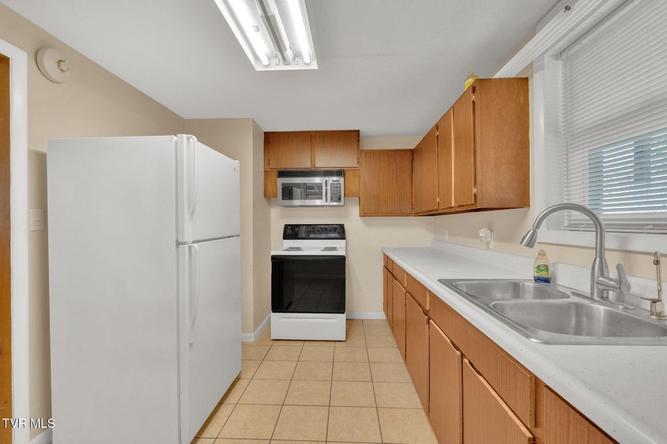 Photo #22: 126 Milligan View Road