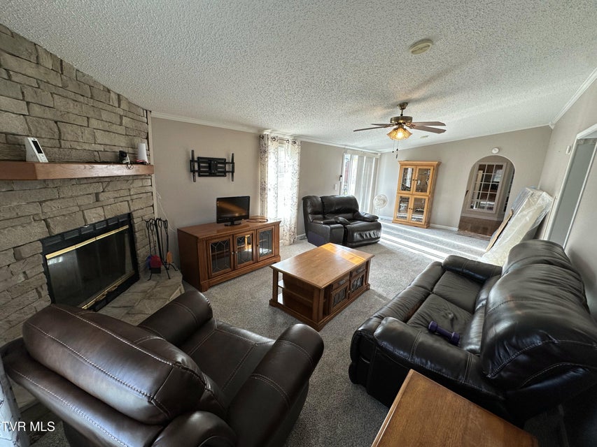 Photo #13: 112 Crook Street