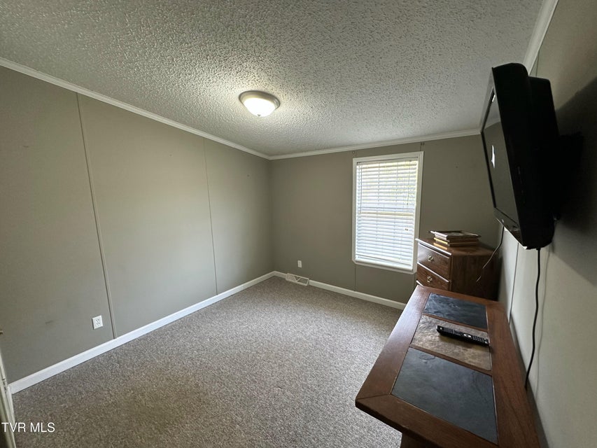 Photo #14: 112 Crook Street