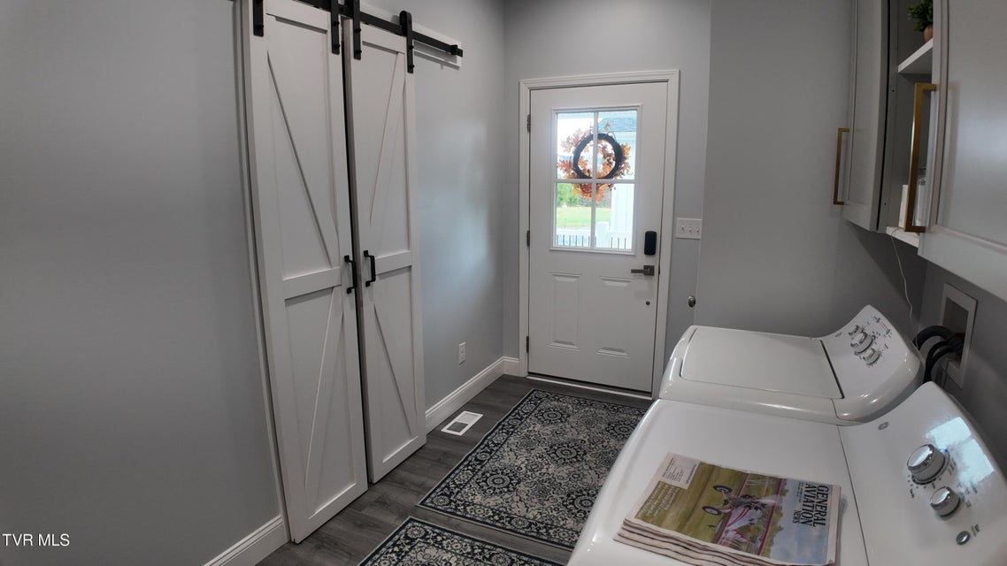 Photo #22: 210 Lakeview Estates Drive