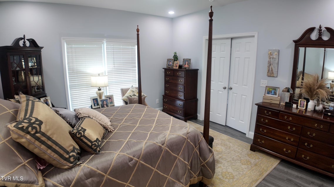 Photo #27: 210 Lakeview Estates Drive