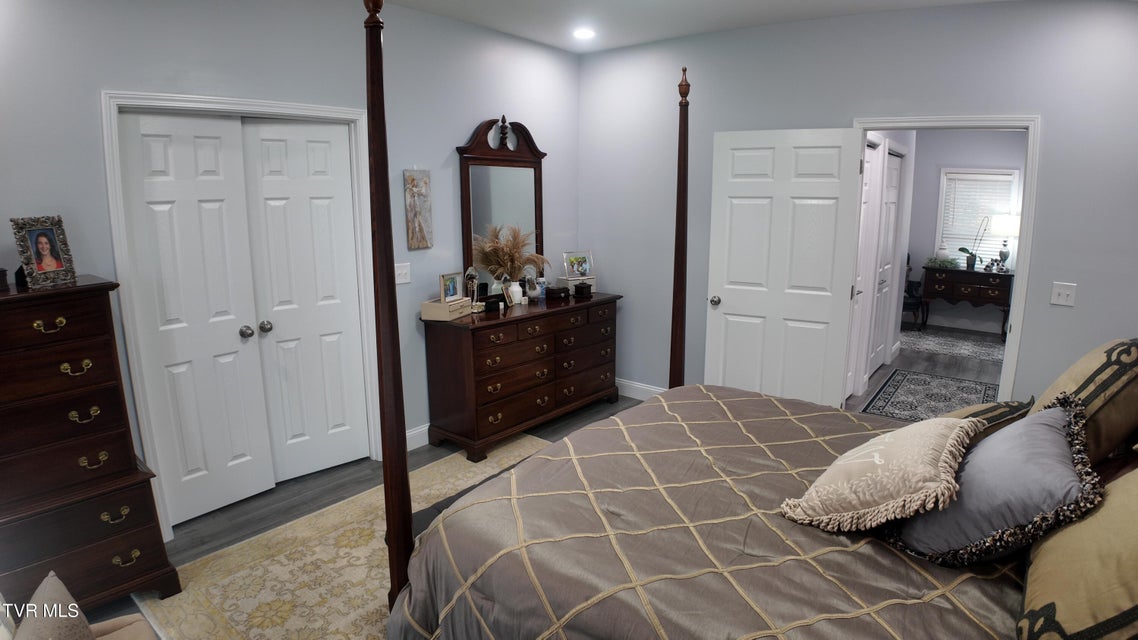 Photo #30: 210 Lakeview Estates Drive