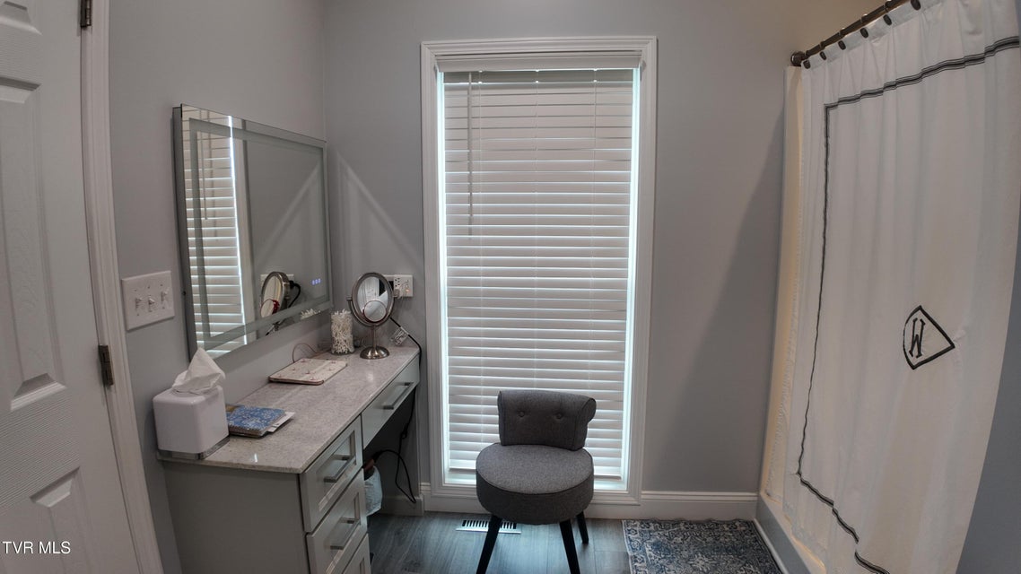 Photo #32: 210 Lakeview Estates Drive