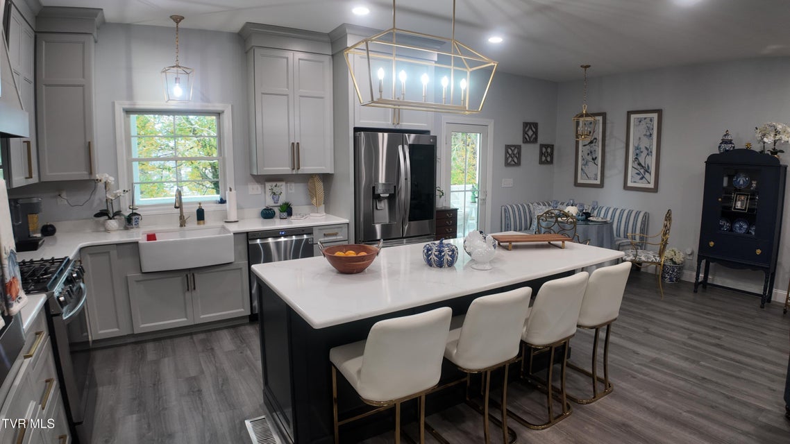 Photo #37: 210 Lakeview Estates Drive