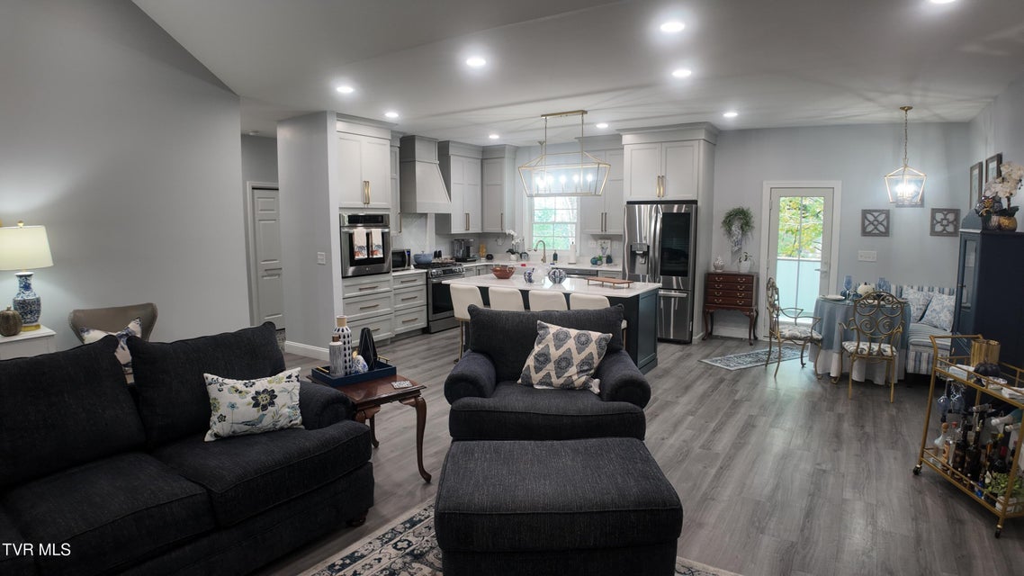 Photo #61: 210 Lakeview Estates Drive