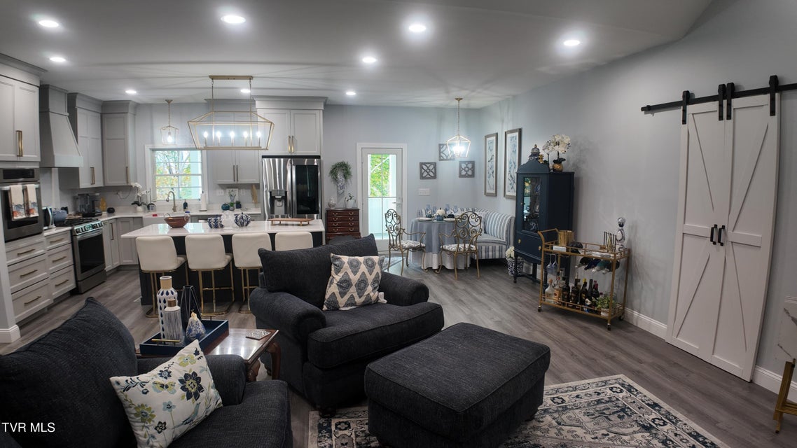 Photo #63: 210 Lakeview Estates Drive