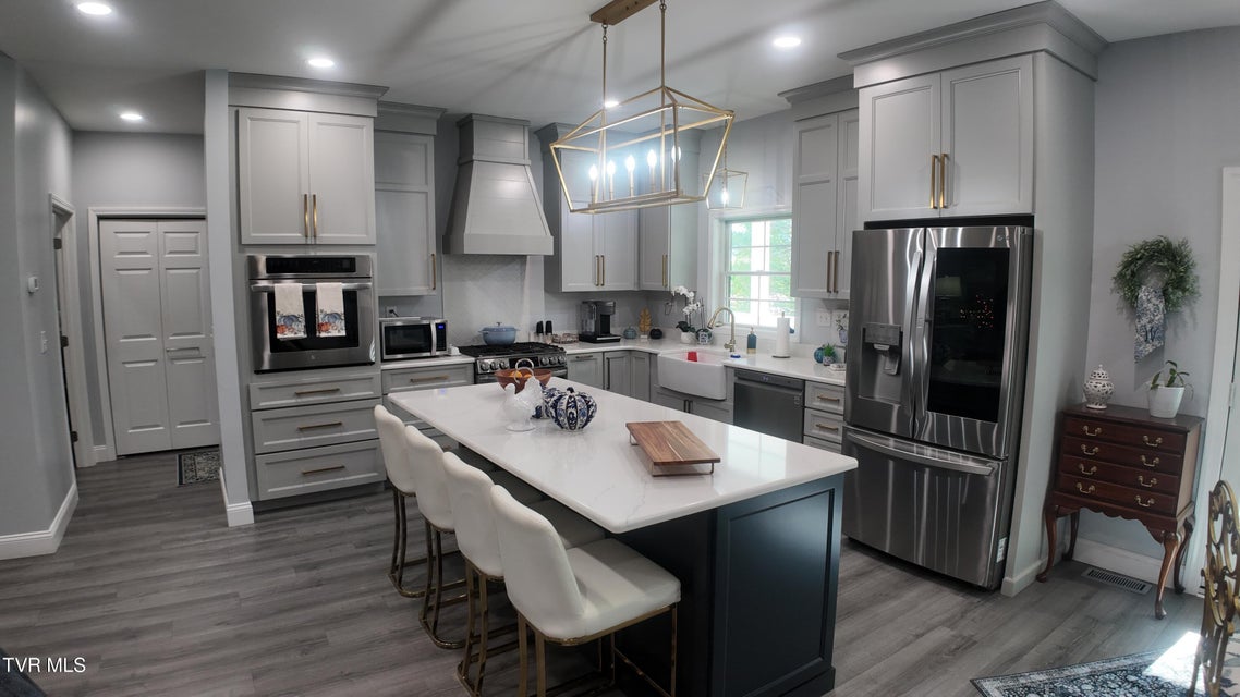 Photo #68: 210 Lakeview Estates Drive