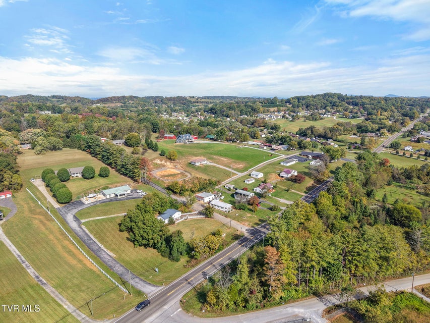 Photo #5: 208 Majestic Circle