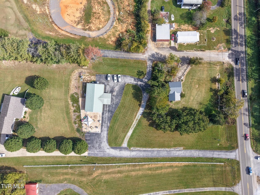 Photo #7: 208 Majestic Circle