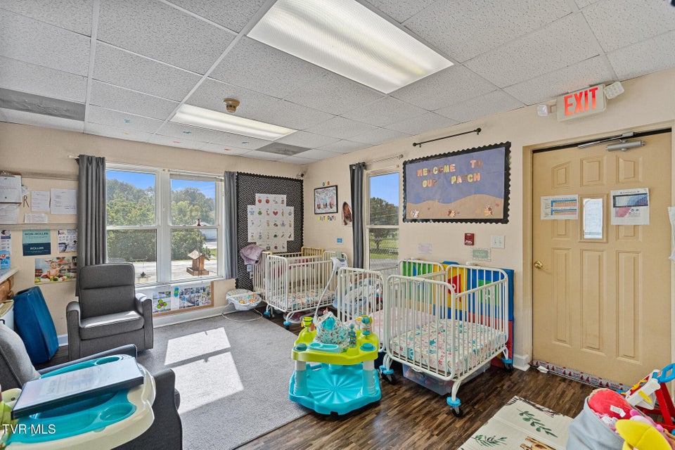 Photo #27: 208 Majestic Circle