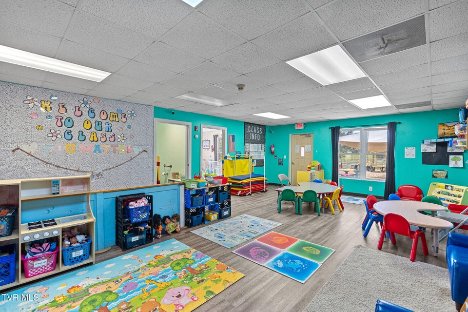 Photo #33: 208 Majestic Circle