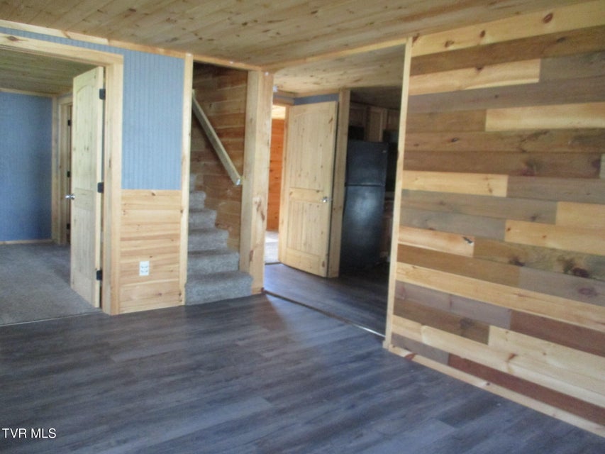 Photo #3: 128 Butler Lane