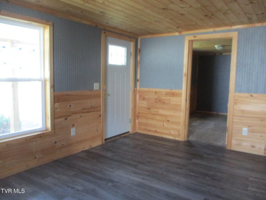 Photo #2: 128 Butler Lane