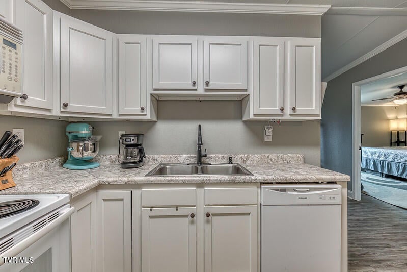 Photo #7: 618 Henson Road