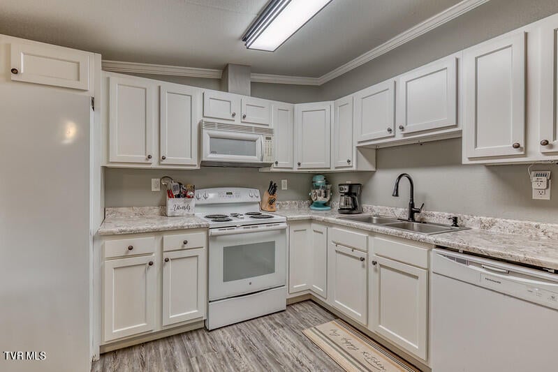 Photo #6: 618 Henson Road