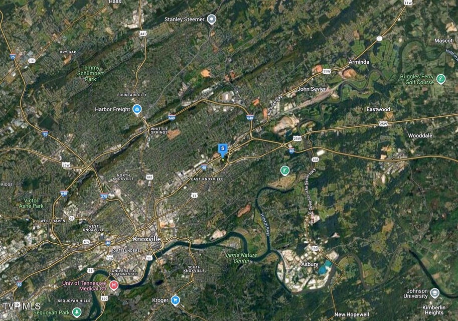 Photo #3: 299 Lingburton Avenue