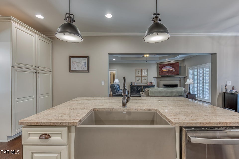 Photo #20: 1 Jasmine Terrace