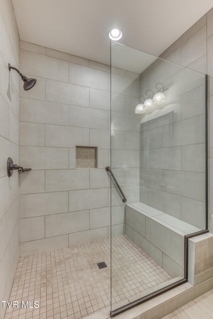 Photo #32: 1 Jasmine Terrace