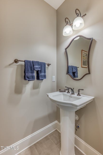 Photo #38: 1 Jasmine Terrace