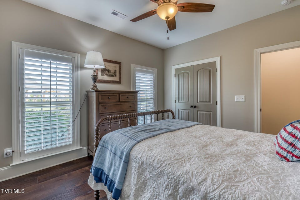 Photo #40: 1 Jasmine Terrace