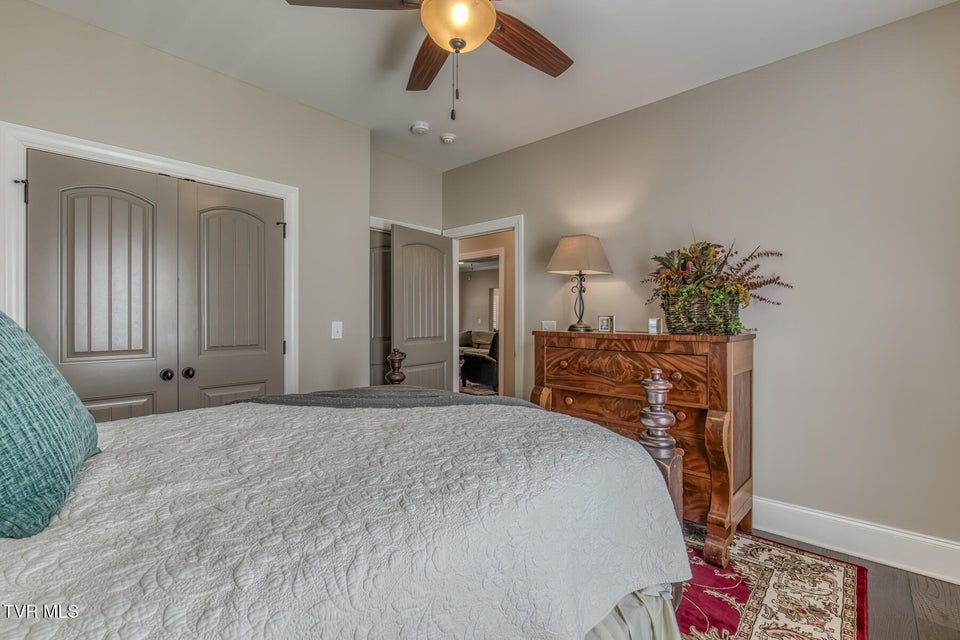 Photo #43: 1 Jasmine Terrace