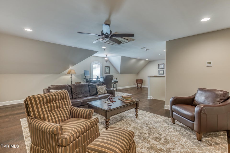 Photo #48: 1 Jasmine Terrace