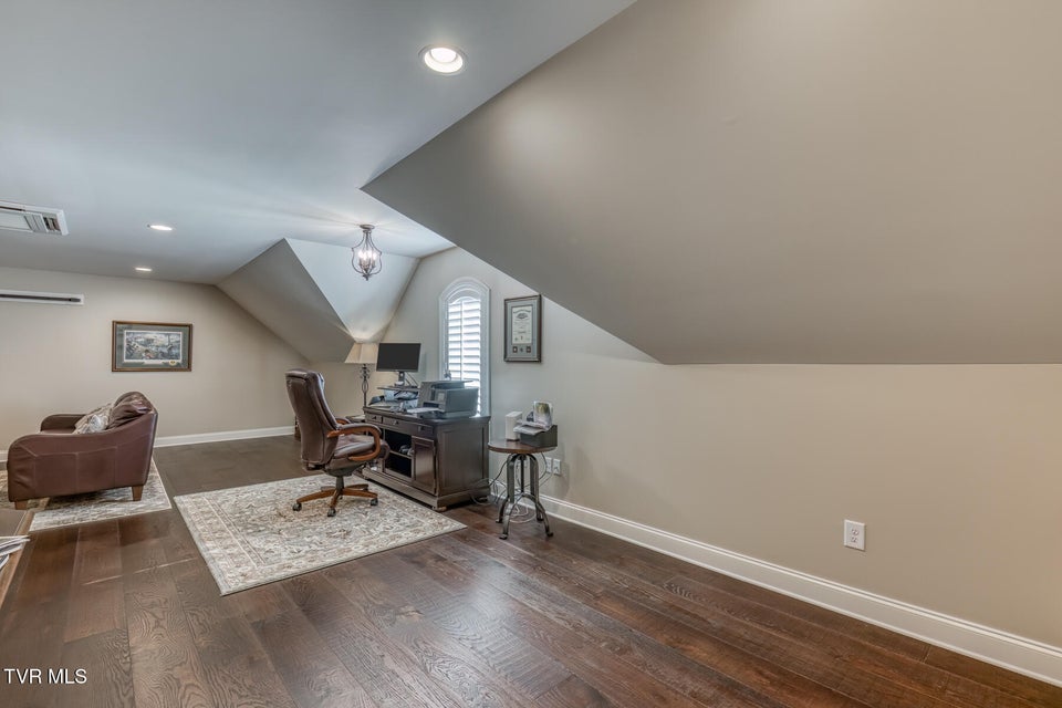 Photo #50: 1 Jasmine Terrace