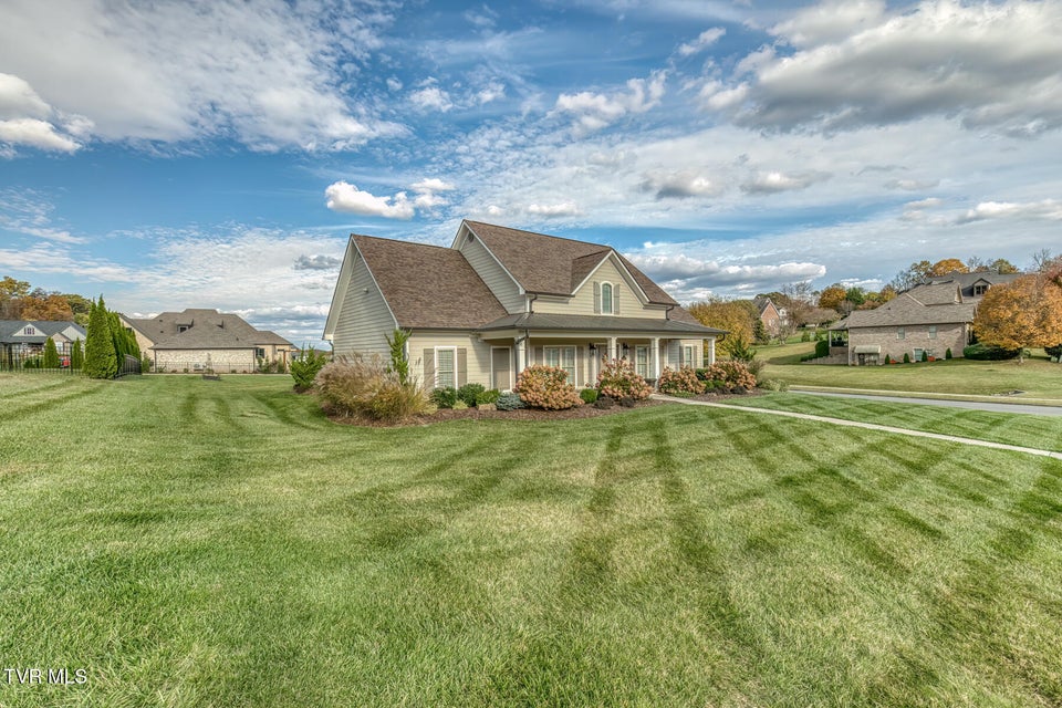 Photo #54: 1 Jasmine Terrace