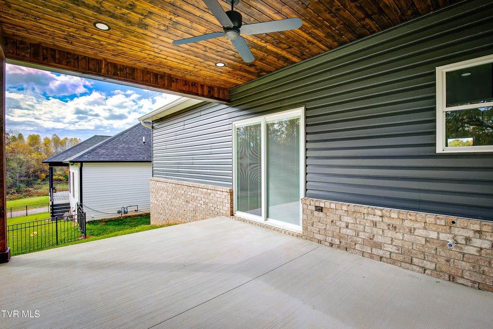 Photo #30: 298 Ruby Rose Ridge