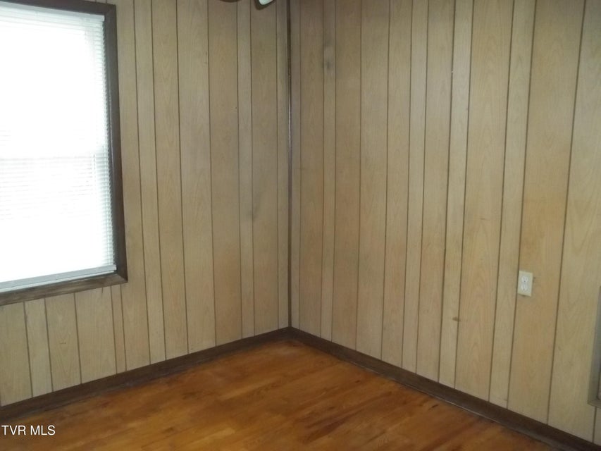 Photo #11: 164 Birch Street