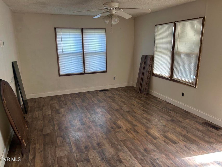 Photo #6: 2107 Watauga Avenue