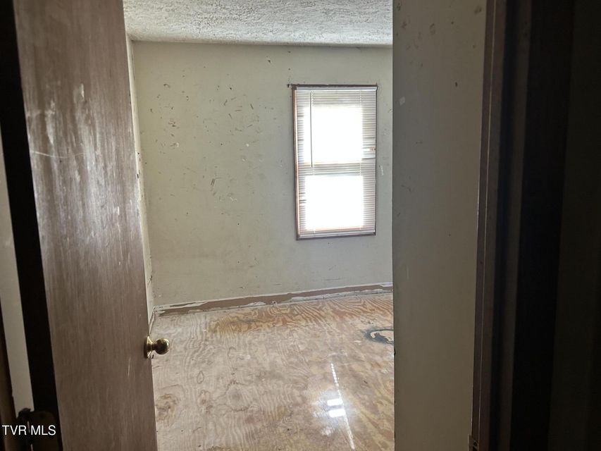 Photo #9: 2107 Watauga Avenue