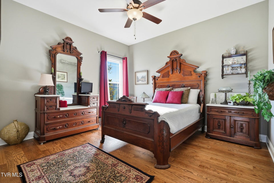 Photo #26: 1691 Prospects Way