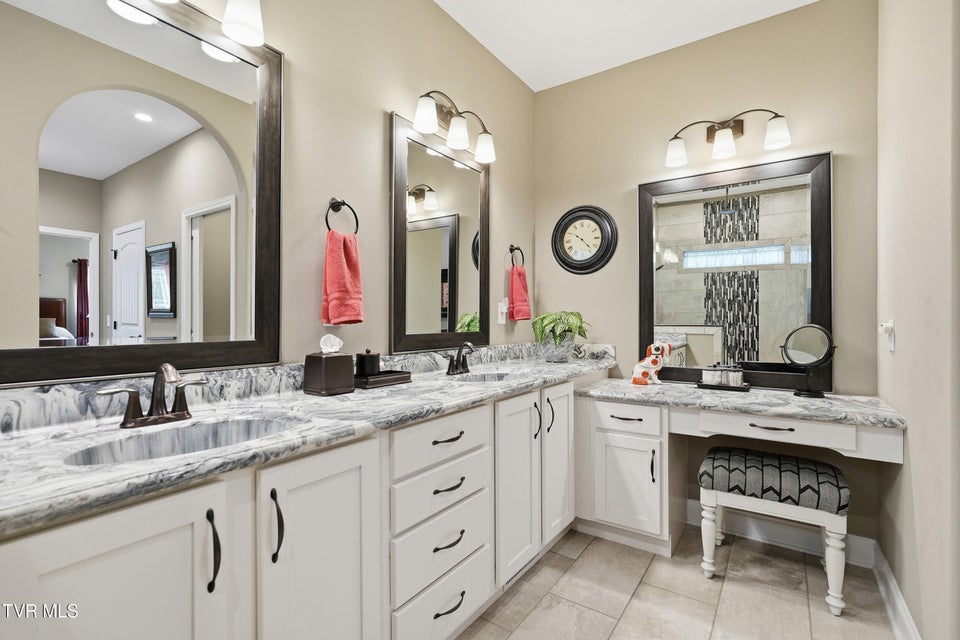 Photo #35: 1691 Prospects Way