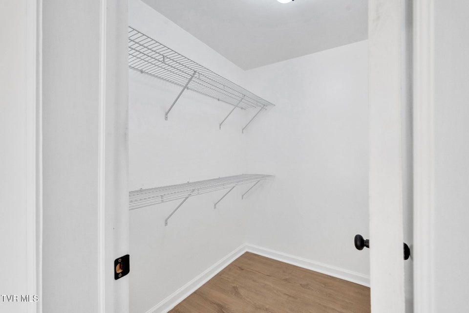 Photo #12: 447 Bayhill Drive