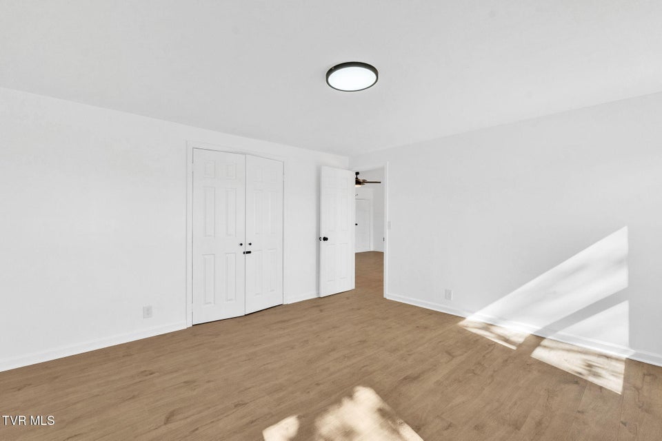 Photo #16: 447 Bayhill Drive