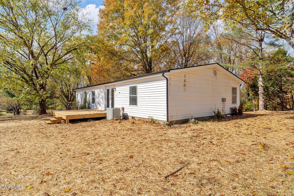 Photo #3: 447 Bayhill Drive