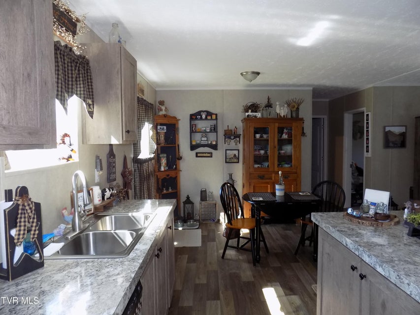 Photo #29: 130 Ninny Ridge Road