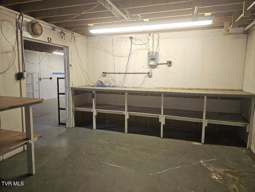 Photo #34: 175 Indian Springs Drive