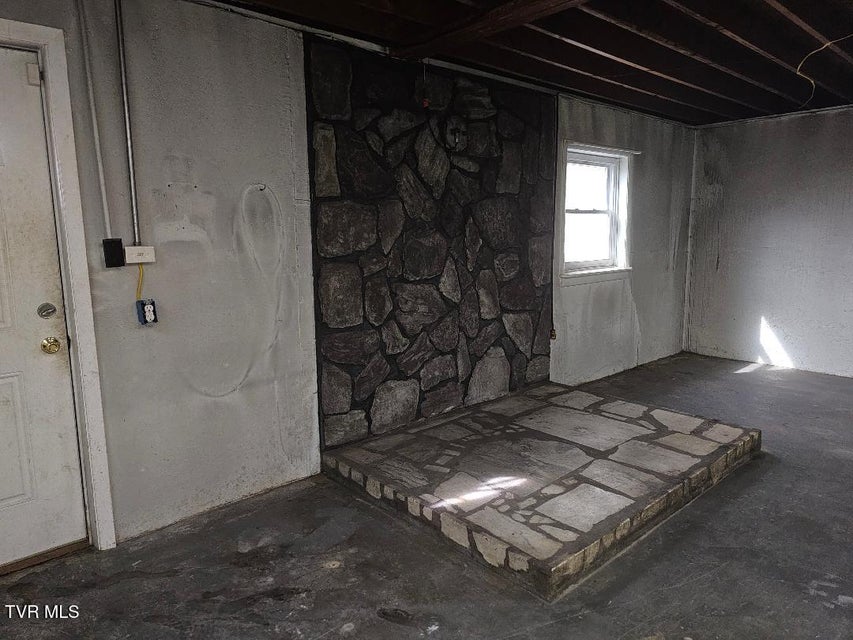 Photo #37: 175 Indian Springs Drive