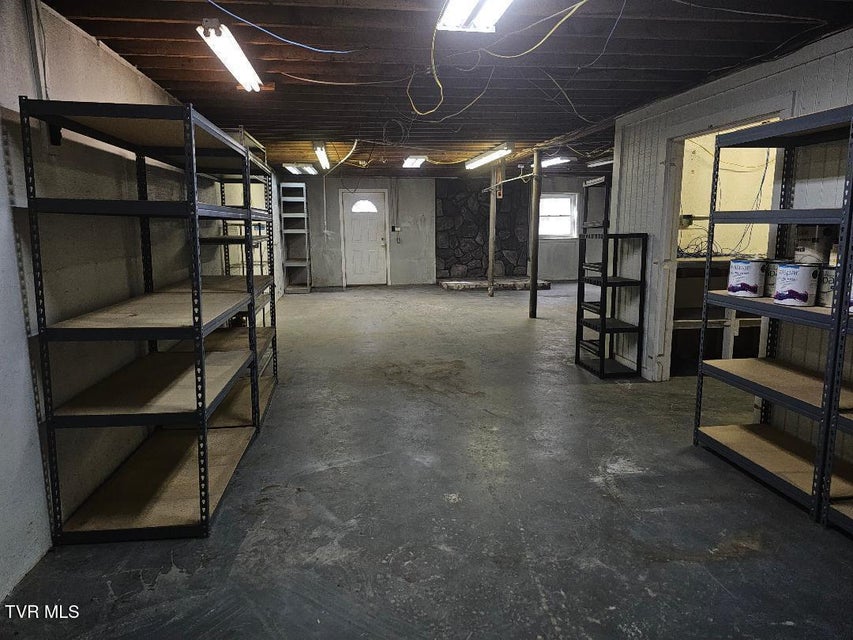 Photo #38: 175 Indian Springs Drive