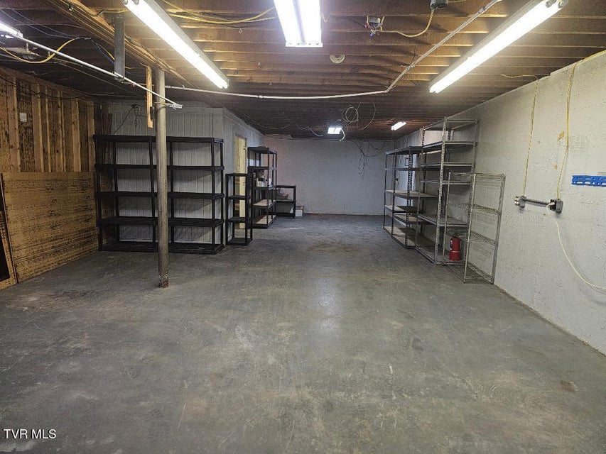 Photo #39: 175 Indian Springs Drive