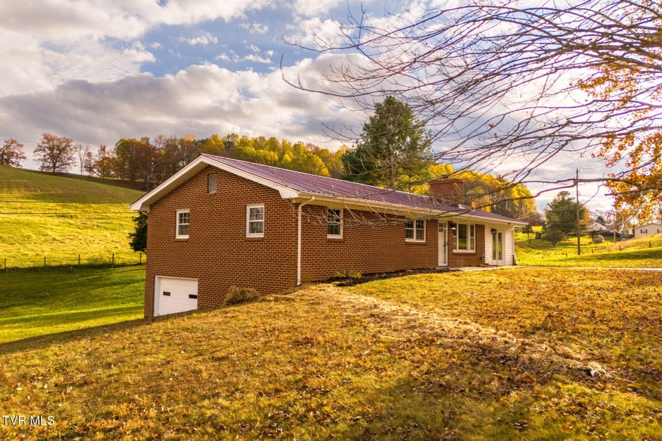 Photo #3: 24850 Walden Road