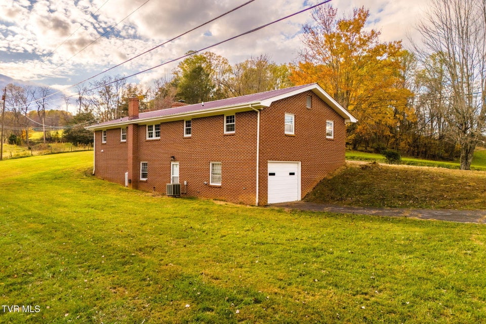 Photo #5: 24850 Walden Road